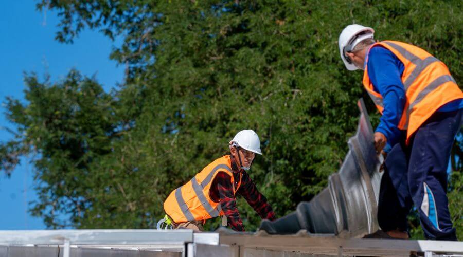 Expert top industrial roofings services in Huntley, MT
